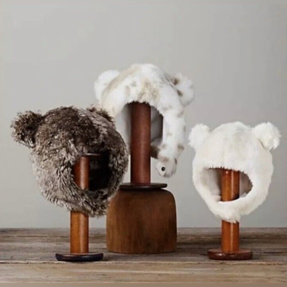 RH Luxe Faux Fur Snow Leopard Baby Hood Hat Size 0-12 Months - Picture 2 of 5